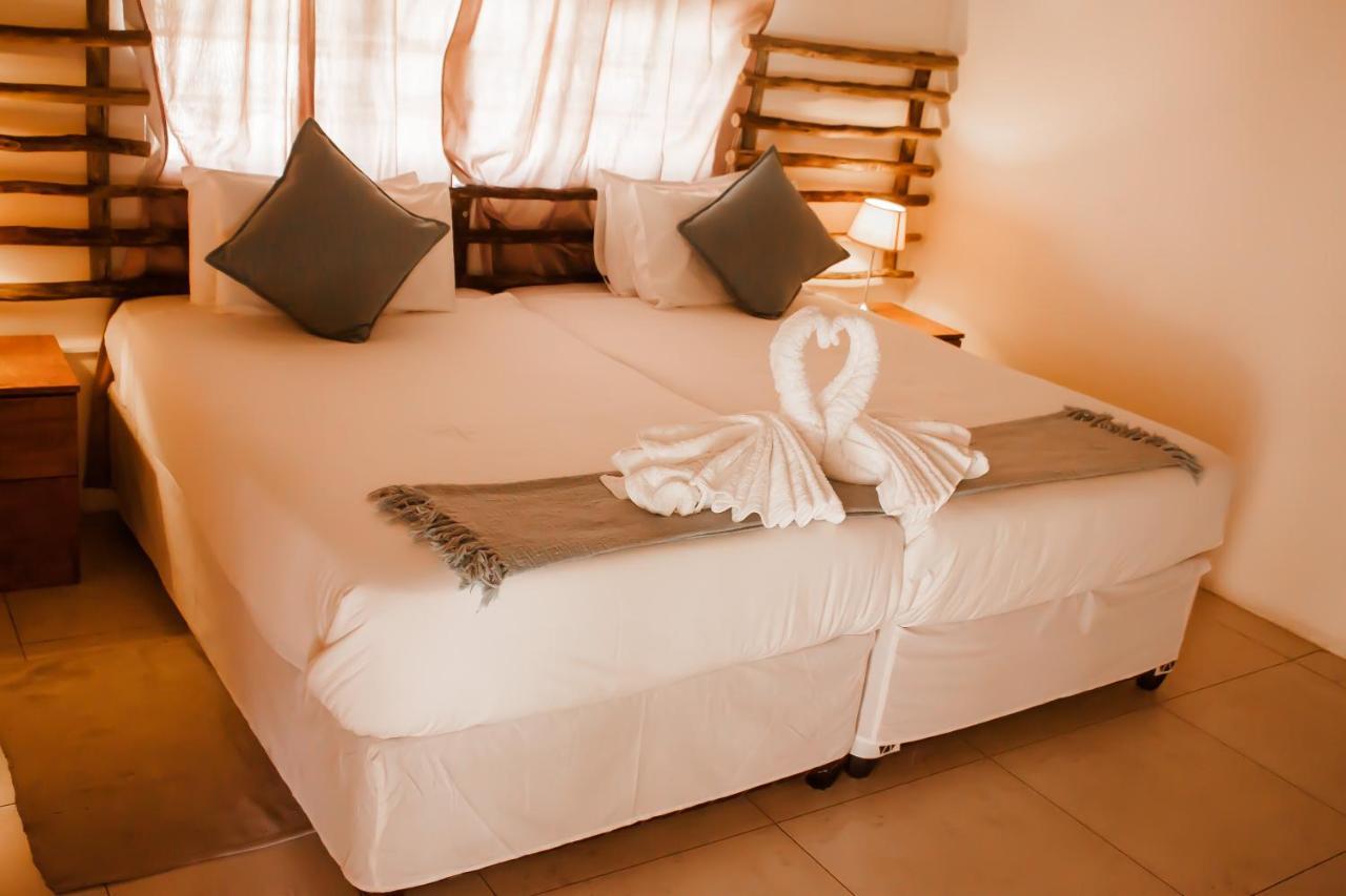 Leeville Guesthouse Kasane Dış mekan fotoğraf