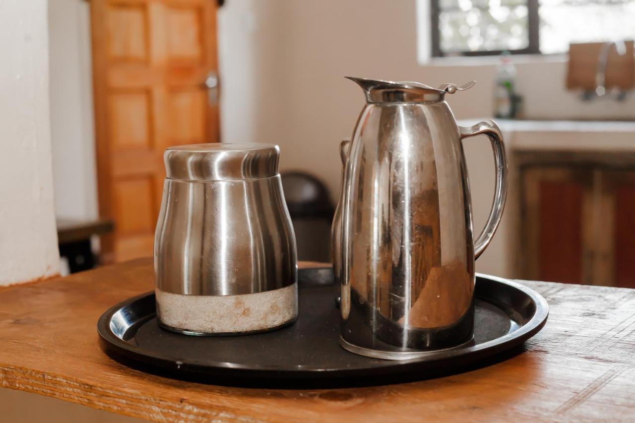 Leeville Guesthouse Kasane Dış mekan fotoğraf